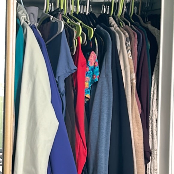 Meet your Posher, Izabela - Picture 2 of 2